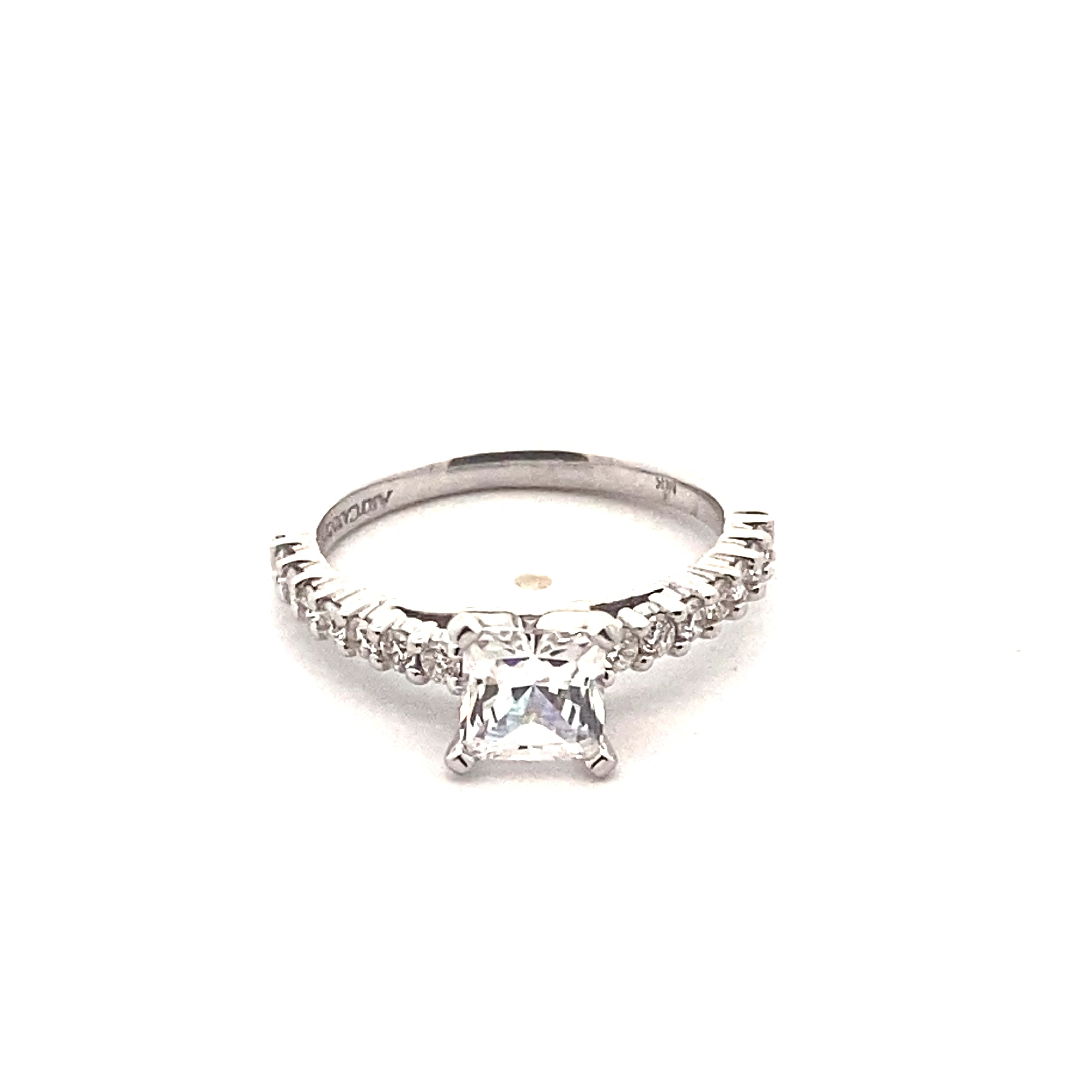 Smith's  Engagement Ring 31-V239ECW