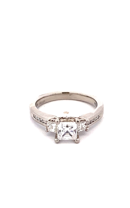 Smith's  Engagement Ring 31V114D