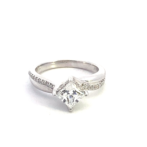 Smith's  Engagement Ring 31-V304DC-WE