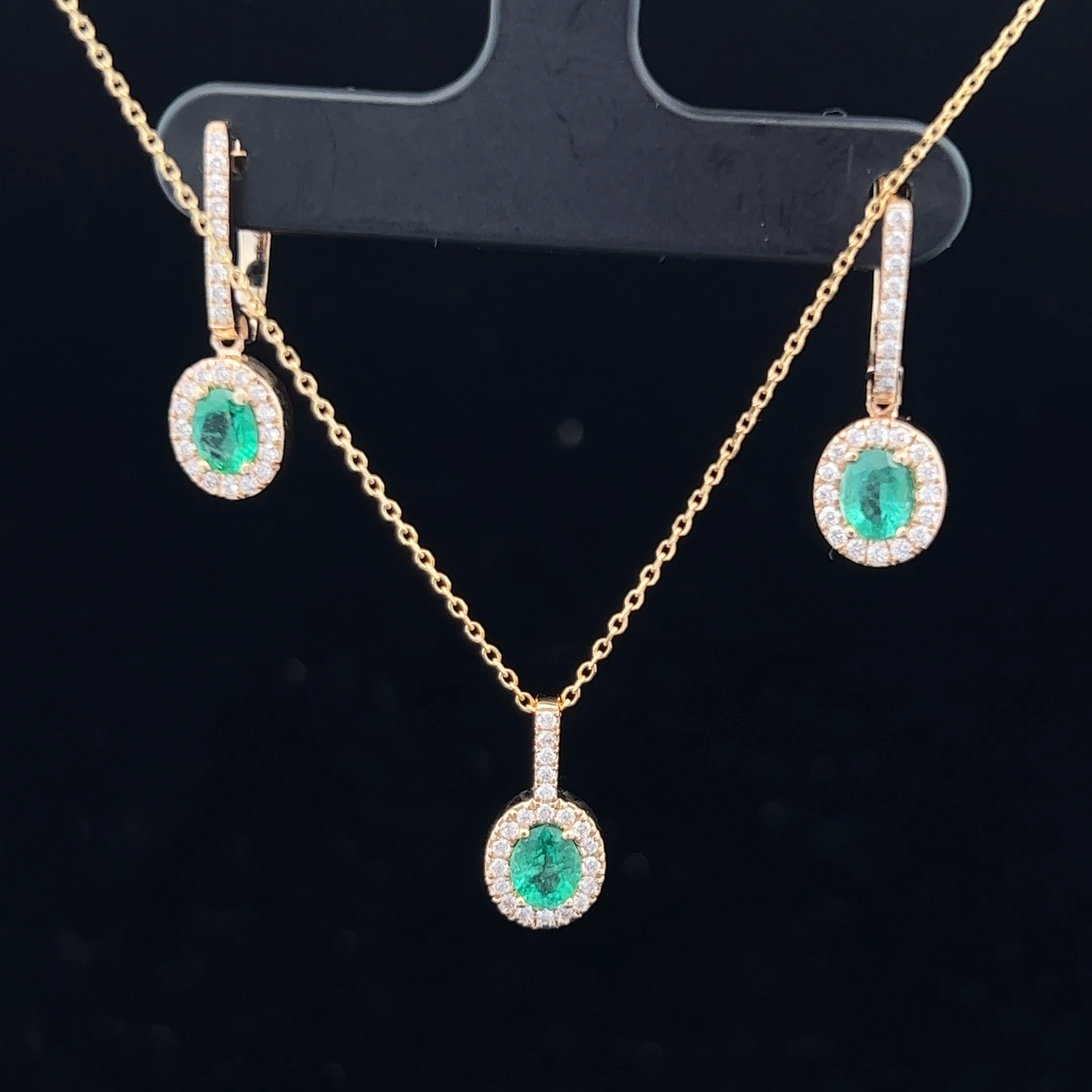 Pendants Pendants