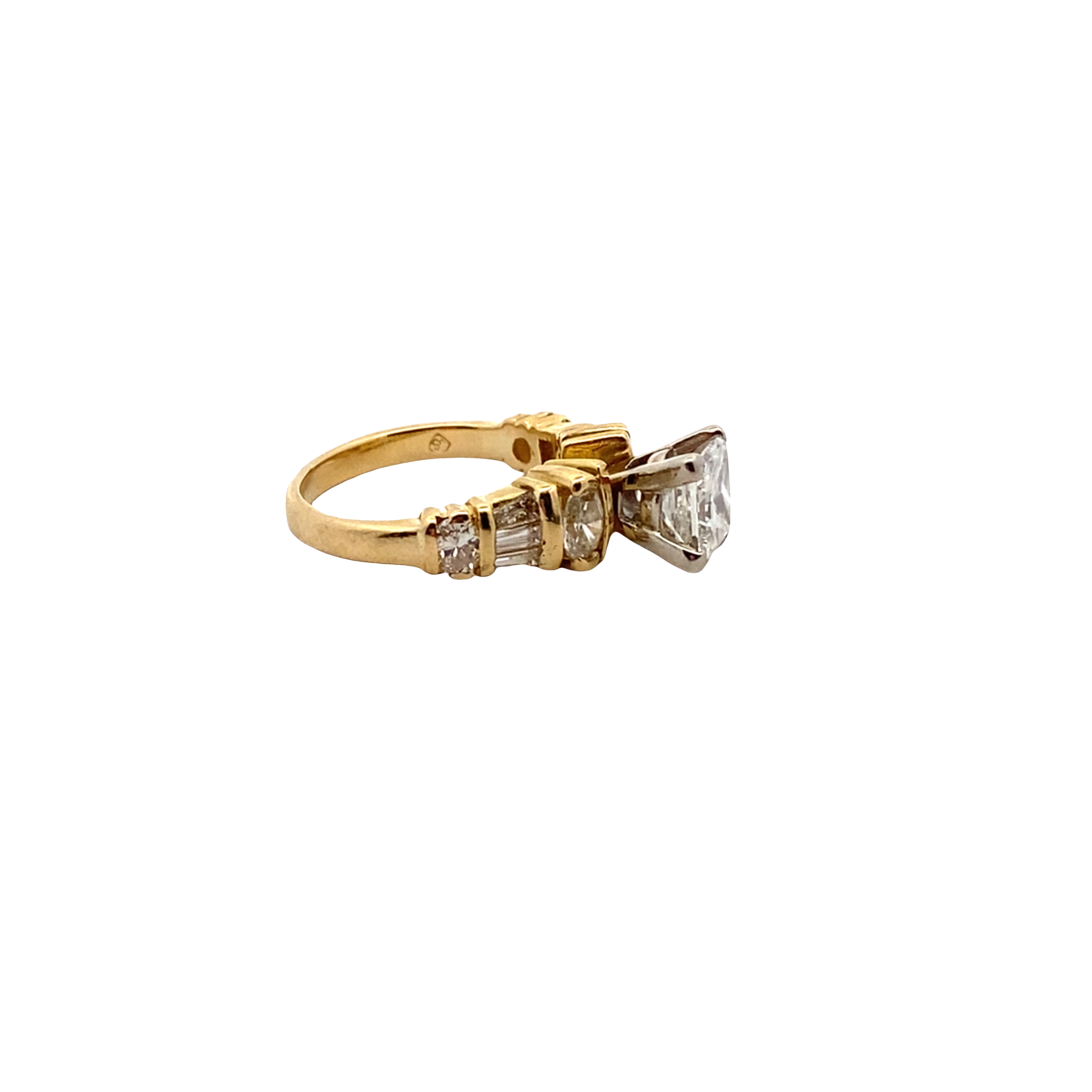Image title Custom jewelry piece — side profile